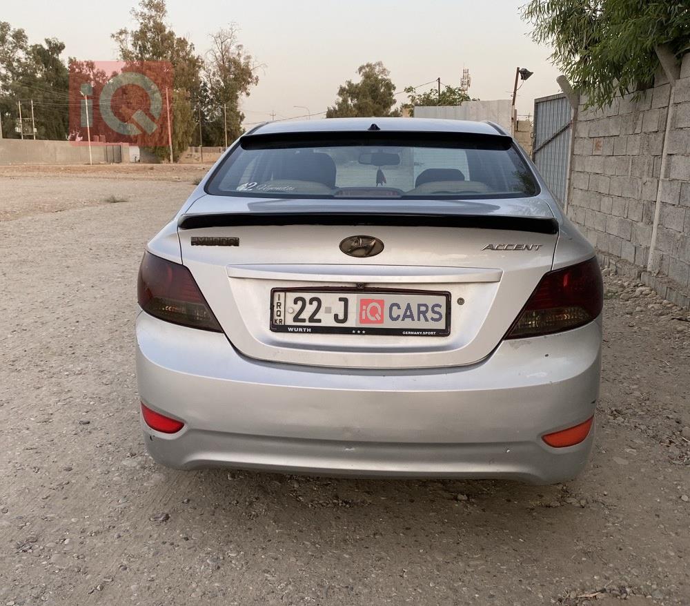 Hyundai Accent